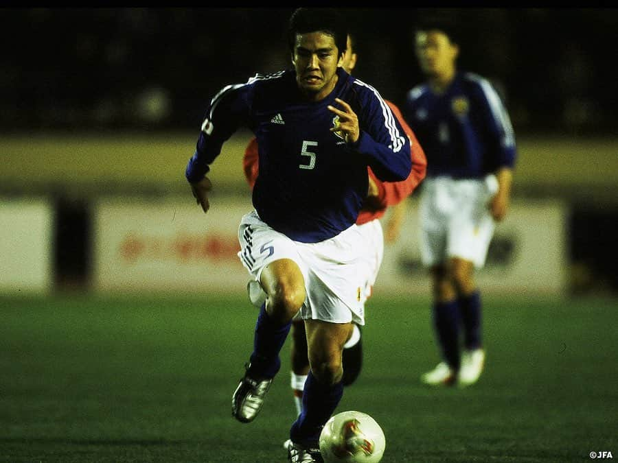 日本サッカー協会さんのインスタグラム写真 - (日本サッカー協会Instagram)「【#OnThisDay】2003.3.28🔙 ・ 国際親善試合 #日本代表 2-2 ウルグアイ代表 📍国立競技場 ⚽中村俊輔 稲本潤一 ・ #ジーコ 監督率いる日本代表と、レコバ、フォルランらを擁するウルグアイ代表との一戦が行われました。 ・ GK #川口能活 DF #秋田豊 #名良橋晃 #服部年宏 #森岡隆三 MF #中田英寿 #中村俊輔 ⇒HT #三都主アレサンドロ #稲本潤一 #小野伸二 ⇒HT #中田浩二 FW #鈴木隆行 ⇒75' #黒部光昭 #高原直泰 ・ #jfa #daihyo #samuraiblue」3月28日 11時19分 - japanfootballassociation