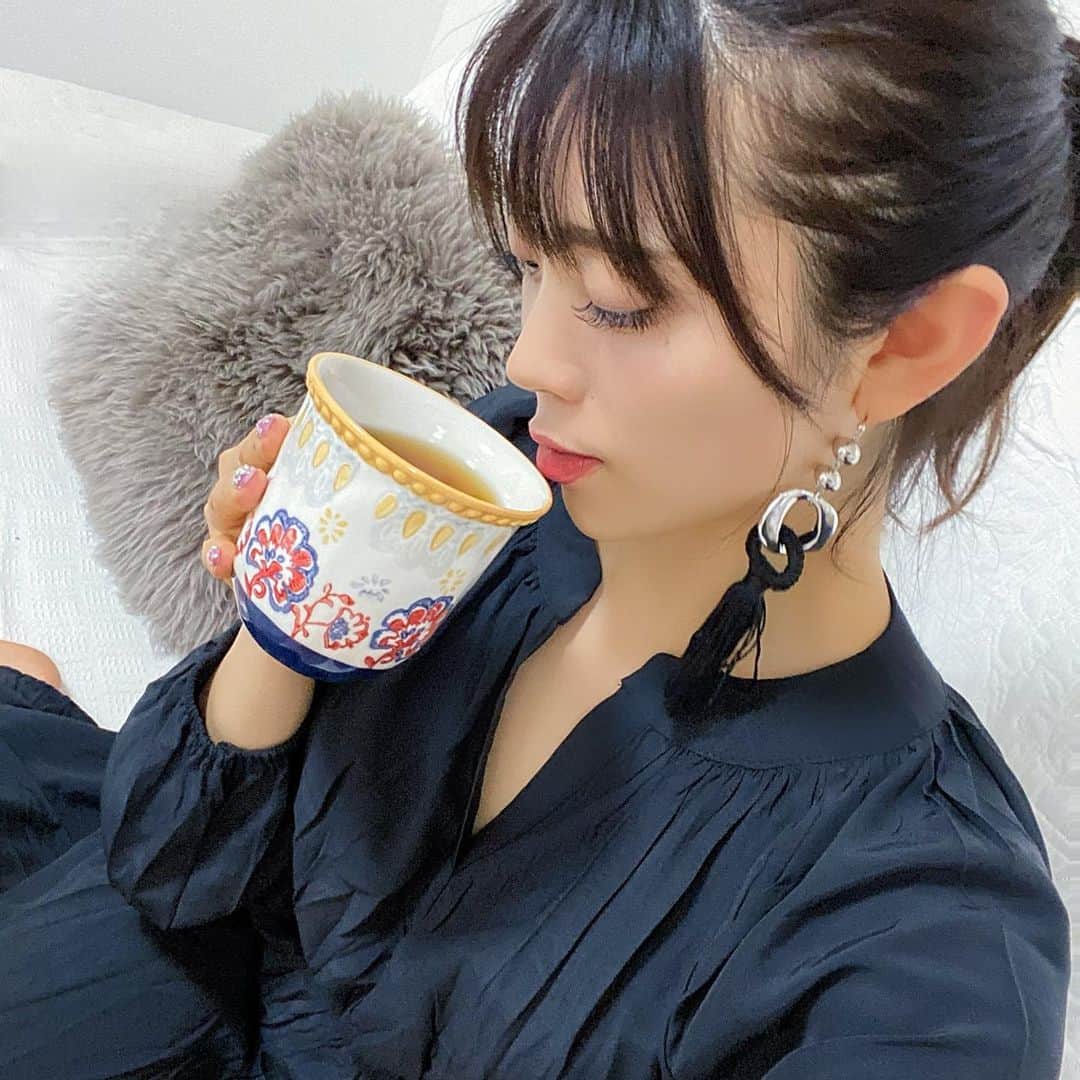 渡辺 さあやさんのインスタグラム写真 - (渡辺 さあやInstagram)「おうち生活🏠 . . #ミコアメリ #micoameri . #おうちコーデ」3月28日 17時54分 - saaya_love