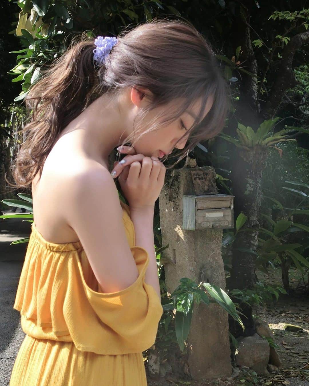 志田友美（ゆうみん）のインスタグラム：「🌺🌺🌺 ㅤㅤㅤㅤㅤㅤㅤㅤㅤㅤㅤㅤㅤ 家にずっといるのってアウトドア派からしたら 地獄だよね😧ムズムズ。ㅤㅤㅤㅤㅤㅤㅤㅤㅤㅤㅤㅤㅤ 仕事以外大人しくしないとねー。」