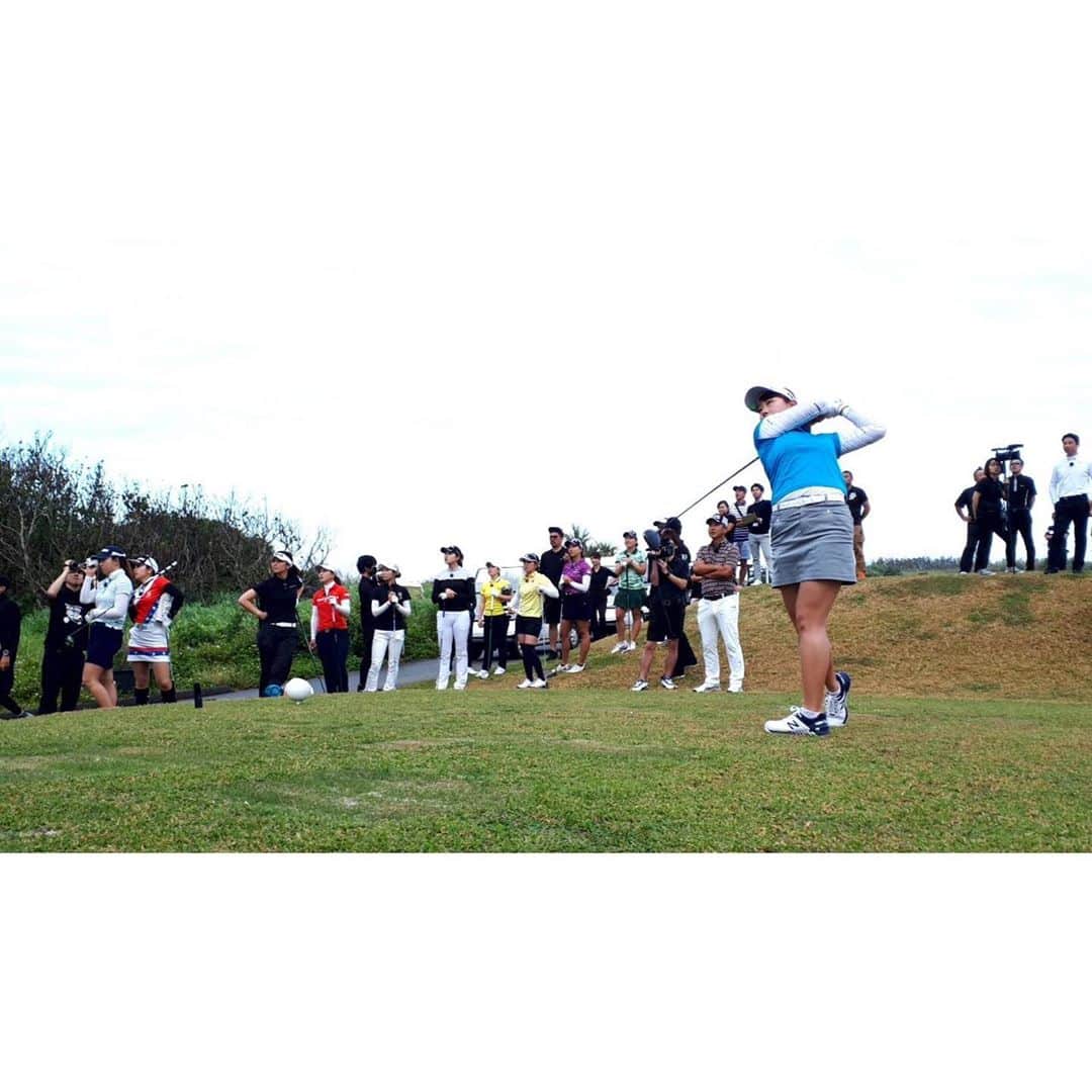 竹山佳林さんのインスタグラム写真 - (竹山佳林Instagram)「番宣です🌟 ・ あす3月29日放送の 『ゴルフサバイバル　チャンピオン大会』 に出場します⛳️ いつもと違い、12人のチャンピオンが集結しての勝負🏌️‍♀️ 良ければ是非見てください😊 ・ BS日テレ 3月29日(日)  20:00〜22:54 『ゴルフサバイバル　season2  チャンピオン大会』 ・ ・ #golf #ゴルフ  #bs日テレ #ゴルフサバイバル #チャンピオン大会 #テレビ番組 #女子プロゴルファー  #newbalance #newbalancegolf  #長谷工コーポレーション #長谷工グループ  #pinggolf #ゴルフレーヴ #golfreve #kasco #titleist」3月28日 18時26分 - karin.takeyama