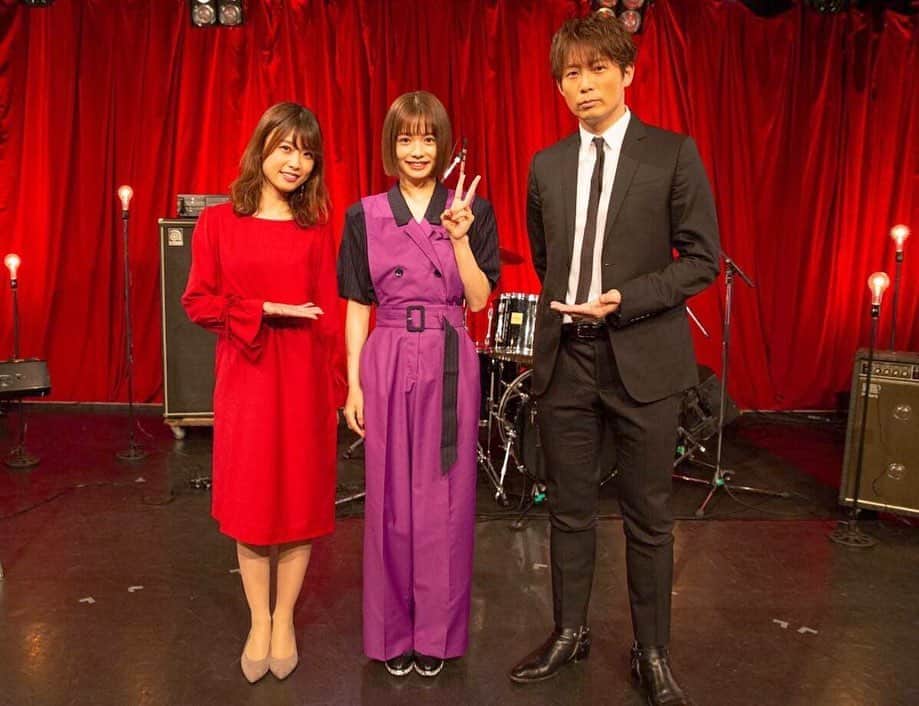 足立佳奈のインスタグラム：「＼今夜だよ！／ 【TV出演情報】 📺AbemaTV 『bpm』  時間→21:00～22:00  AbemaSPECIALチャンネル Abema Music TV Show『bpm』 に出演します！！ 「話がある」うたうよ！！みてね！！！」