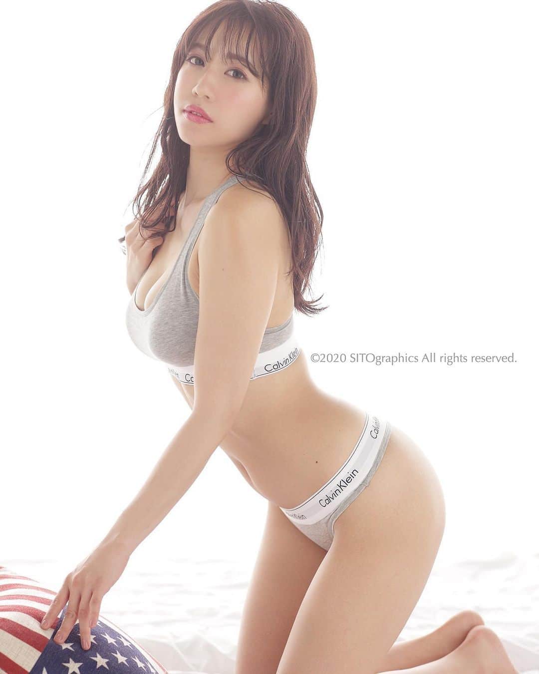 霧島聖子さんのインスタグラム写真 - (霧島聖子Instagram)「addicted to💭 . photo by @sito_yamaguchi  #shooting #studio #calvinklein #lingerie #hip #ennui #sexy #followme #bodyline  #loveme #sentimental #weekend #bust」3月28日 19時49分 - seiko_kirishima