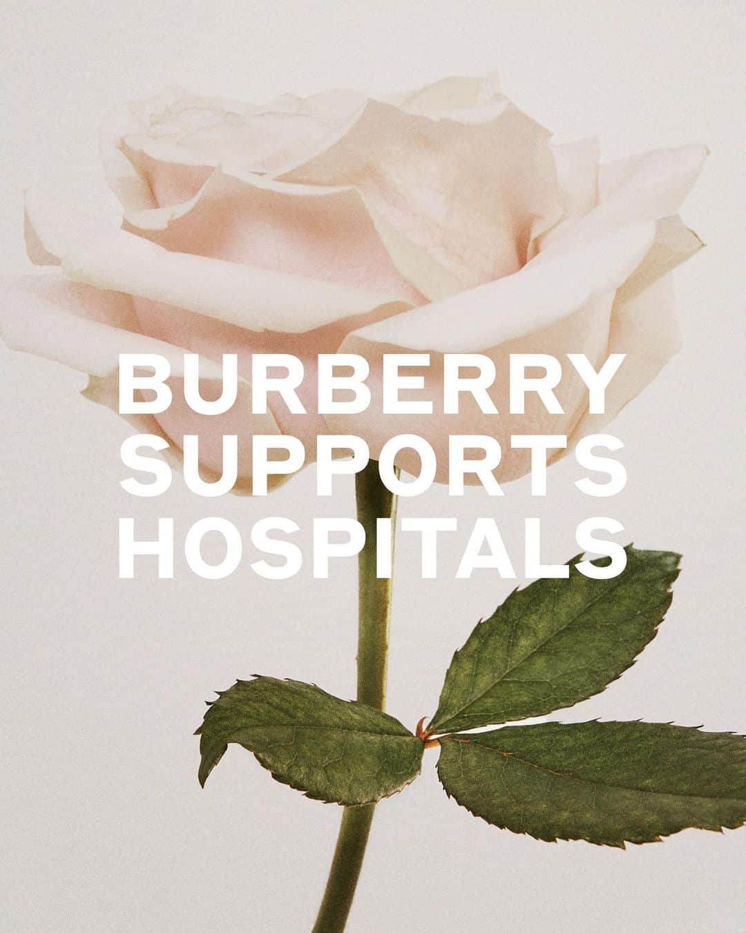Burberryさんのインスタグラム写真 - (BurberryInstagram)「1/3 Burberry contributes to the fight against COVID-19.  We are using our global supply chain network to fast-track the delivery of 100,000 surgical masks to the UK National Health Service, for use by medical staff.  We are also repurposing our trench coat factory in Castleford, Yorkshire, to make non-surgical gowns and masks for patients in UK hospitals.  Though we are apart, we stand together.  Stay safe, #StayHome.」3月28日 19時59分 - burberry