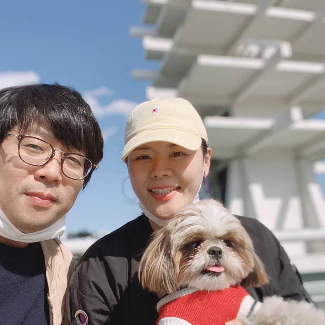 川面千晶のインスタグラム：「只今妊娠しておりまして、安定期に入りました👶 : 色々戸惑うこともたくさんありますが、家族に支えられながら毎日がんばっています。 : もっと素敵な家族になるよう、まずわたしがもっと素敵な女性になれるよう、がんばりたいと思っています✨ : これからもみなさま、仲良くしてくださいませ‼」