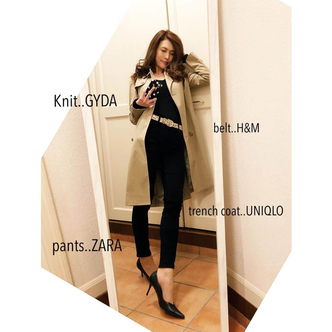 jessicaさんのインスタグラム写真 - (jessicaInstagram)「＊ ＊ ＊ #OUTFIT#仕事スタイル ＊ ＊ #トレンチコート#UNIQLO#デニム#ZARA #ベルト#パイソン柄#HM#春コーデ ＊ #S47年式#40代 #アラフィフ#ファッション#コーデ #ワークアウト ＊ Thanks always‼︎ jessica❤︎」3月28日 20時27分 - jessica.oct21