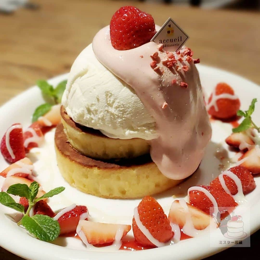 ミスター黒猫（黒猫仙人）のグルメインスタ