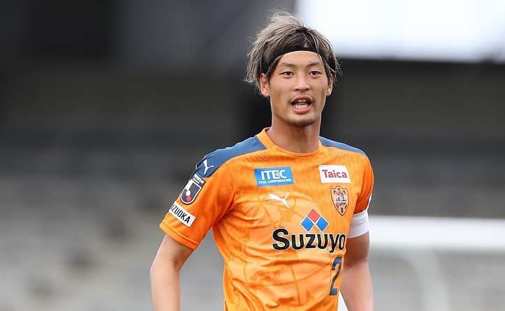 立田悠悟のインスタグラム：「やっぱりダービーで勝つって嬉しいよね！ ゆいと初ゴールおめでと。」