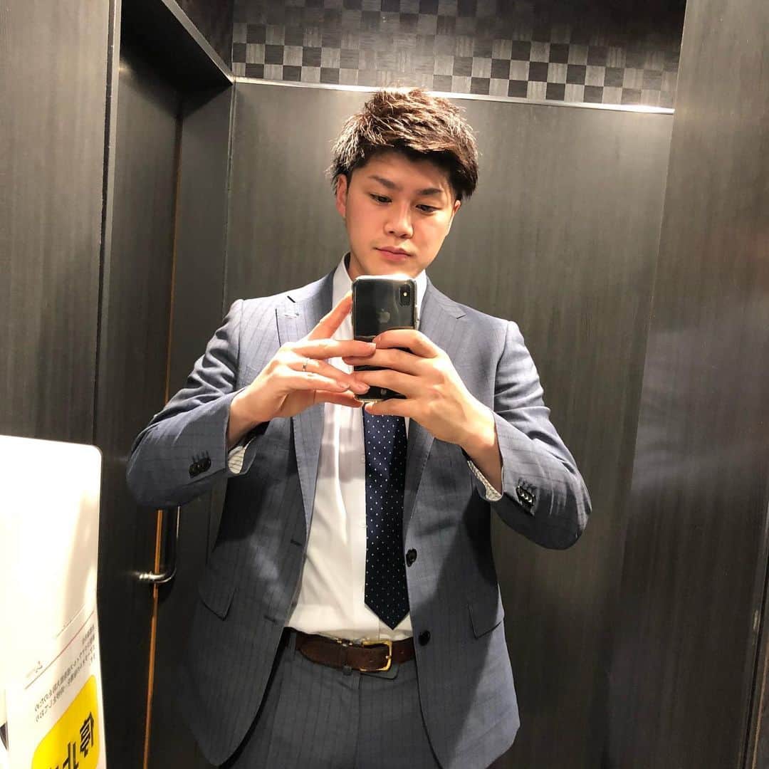 山本湧のインスタグラム：「ダイエットしよ。 ジム行こ。 バレーしよ。」