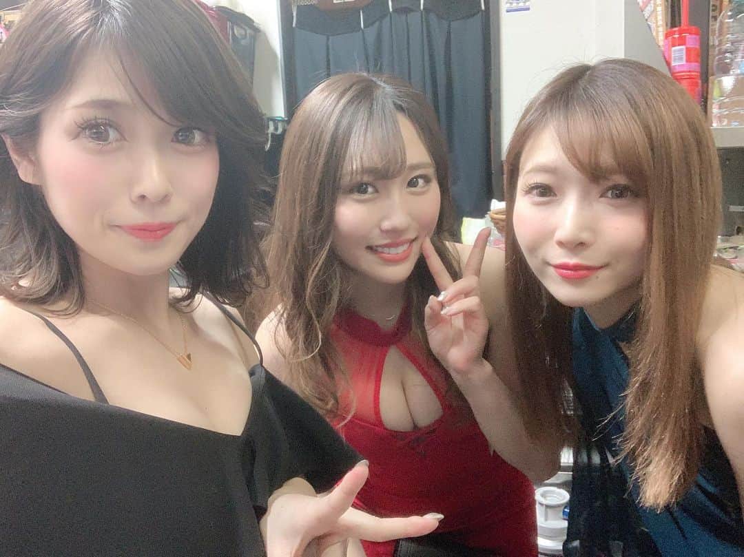 うららのインスタグラム：「・ ・ ・ @vellugue_keiyo  @vellugue_urara_official  @velluge_shichan_official  @vellugue___yui_official  #キャバクラ #ヨルキン  #西船橋 #船橋#新宿#歌舞伎町」