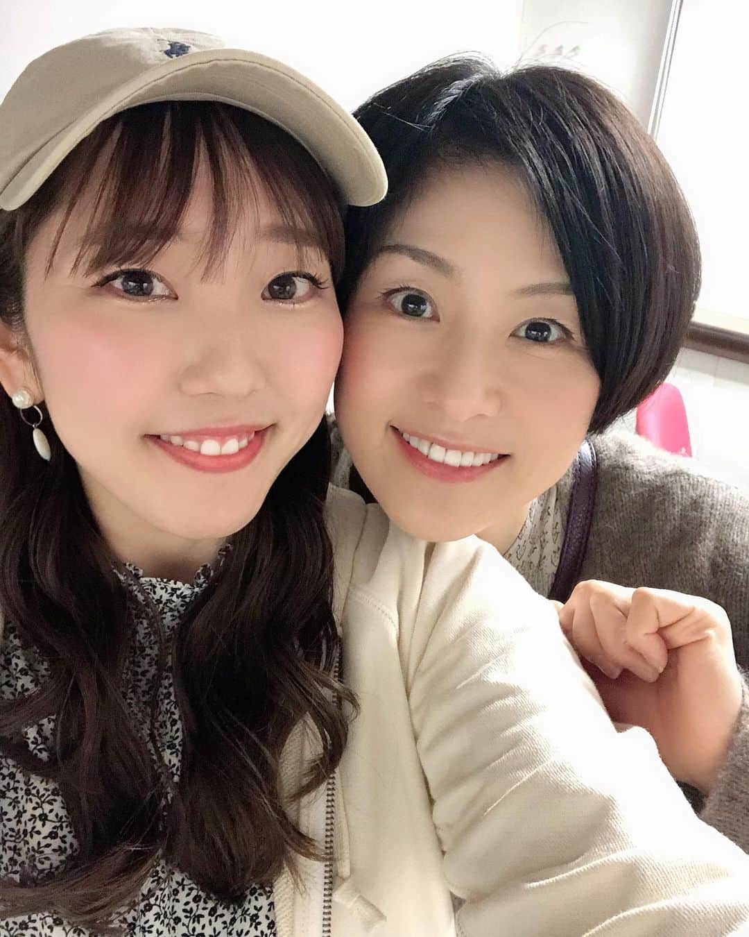 木下望のインスタグラム：「・ おはのん🥰 ・ 本日29日(日)19時〜 ・ K-mix 特番 加藤貴子×木下望 仕事のこと、家族のこと、幸せのこと、 そして静岡のこと、ゆっくり話してみよう ・ が、放送されます📻！！ ・ 「のんちゃん」ではなく「木下望」としてたくさんお話しました！ 貴子さんの言葉は偉大で番組が終わる頃ののぞみは背中押されまくりな状態でした🥺のぞみはもっと、自分に素直でいいんだなって思いました🥺 ・ 応援してくれるみんなの大切さ、周りの方々の大切さも改めて感じたよ😿いつも本当にありがとう😿 ・ 貴子さんと出会えてよかったです❤️とっても素敵な方でした🎶 ・ 貴重なお話もたくさん聞けました❤️是非、今日は19時〜聴いて下さい💞 ・ #スタマリ #kmix #ラジオ」