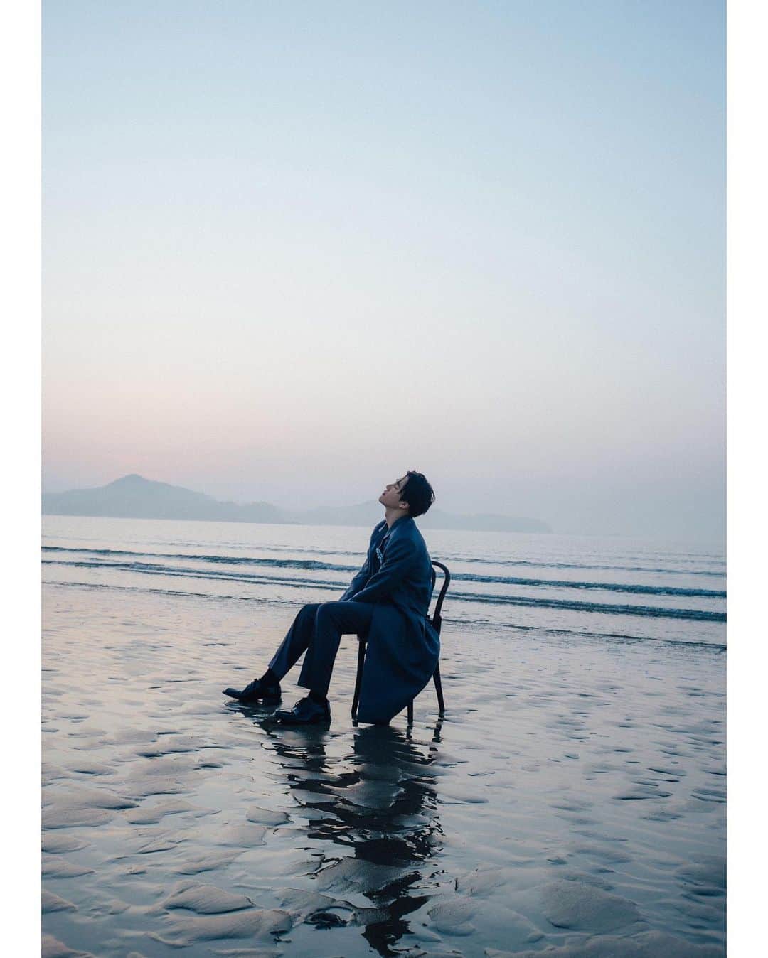 スホさんのインスタグラム写真 - (スホInstagram)「사랑,」3月29日 0時11分 - kimjuncotton