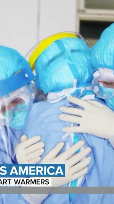 ティモシー・サイクスのインスタグラム：「Repost from @karmagawa We love this video that’s all about the power of people helping each other, coming together and the beauty of the human spirit even during this difficult time! Thank you to our frontline healthcare workers, nurses, doctors, pharmacy staff, grocery store clerks, farmers, delivery drivers, military service members, restaurant workers, police and firefighters, truck drivers, teachers, factory and warehouse workers, bank tellers, mail carriers, transportation workers, generous neighbors, living-room-concert performers and budding sidewalk-chalk artists delivering messages of joy — we are SO grateful for you all! Thank you for your love, dedication, kindness and for giving yourself and your time to serve those of us in need and all those we love. Thank you for all that you do that we know, and all that you do that we will never know. Thank you for the long hours and sleepless nights. Thank you for coming to work every day to make a difference in the lives of those around you. We are eternally grateful for you ALL. WE LOVE YOU and HONOR YOU. “Nothing can dim the light that shines from within.” — Maya Angelou. Please share this video with your followers and tag people who need to see it, let’s all cheer each other up during this crisis! Video Credit: @todayshow Music Credit: @andradaymusic #coronavirus #socialdistancing #quarantine #karmagawa」