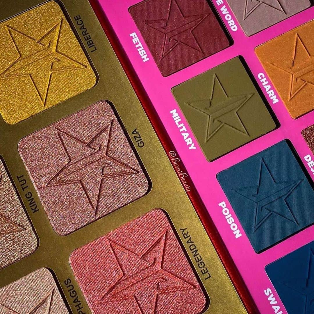 Jeffree Star Cosmeticsさんのインスタグラム写真 - (Jeffree Star CosmeticsInstagram)「These tones have us feeling some type of way🤤 @burn1beauty put our Androgyny eyeshadow palette and 24 Karat Skin Frost Pro Palette front & center 🔥 #jeffreestarcosmetics #androgynypalette」3月29日 6時05分 - jeffreestarcosmetics