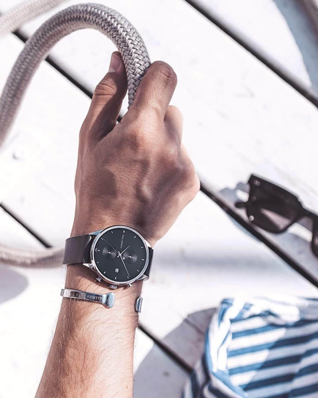 PAUL HEWITTさんのインスタグラム写真 - (PAUL HEWITTInstagram)「Men's inspo of the day: The Chrono Midnight Ocean and our Paddle Cuff. 🌊⚓️ (photo @nikitasibilev) #getAnchored #paulhewitt #chrono #paddlecuff __ #paulhewittmen #chronograph #menscuff #stainlesssteel #menslifestyle #mensinspiration #wristlook #watchesofinstagram #timepiece」3月29日 17時00分 - paul_hewitt