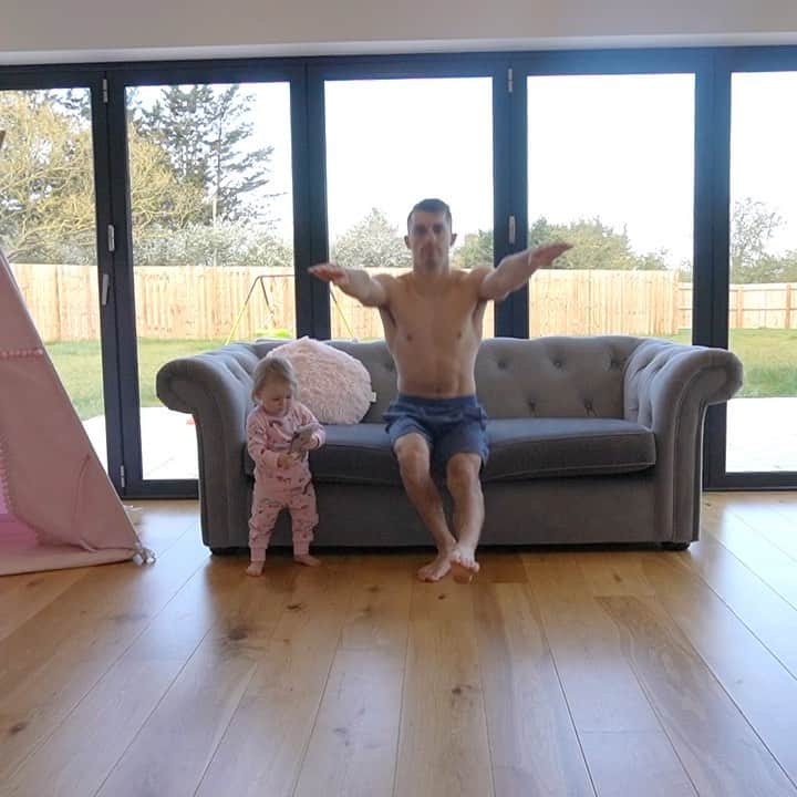 マックス・ウィットロックのインスタグラム：「‪PJ DAY. Ps the handstand isn’t part of the workout 😂 #THEWHITLOCKWORKOUT 12 of 14 #LETSGO‬ ‪- 6 exercises‬ ‪- 30 secs each exercise‬ ‪- 2 cycles‬ ‪1. One leg sofa squat‬ ‪2. One leg sofa squat‬ ‪3. Support hold‬ ‪4. One leg V sit‬ ‪5. Back support shoulder touches‬ ‪6. Front support movers‬  @southessexgymofficial @myproteinuk @adidaslondon」