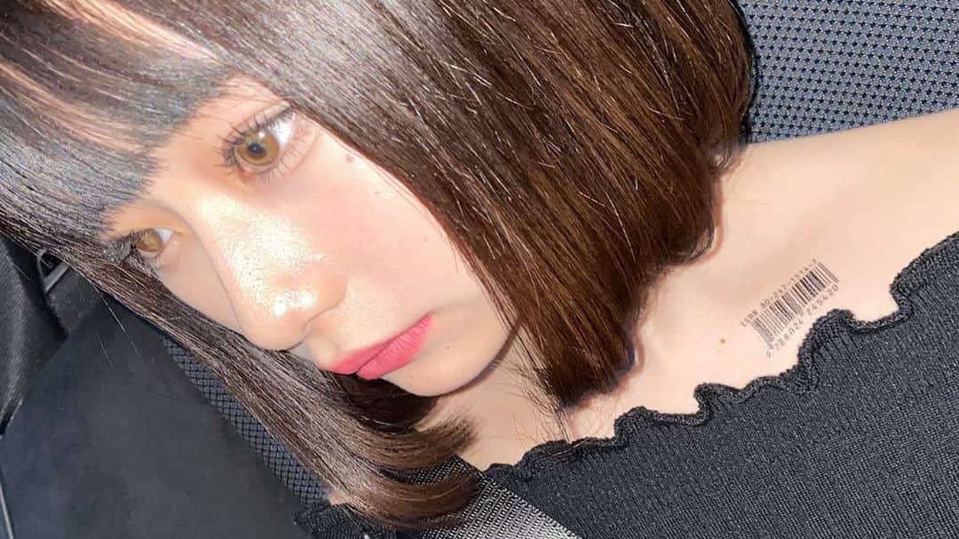 かれんさんのインスタグラム写真 - (かれんInstagram)「それが自分の為だろうが人の為だろうが 頑張る事も 尽くす事も 待つ事も 我慢する事も 努力する事も 限界があるよ 後悔する前に 気づいてあげて〜」3月29日 17時28分 - _karen_0213_