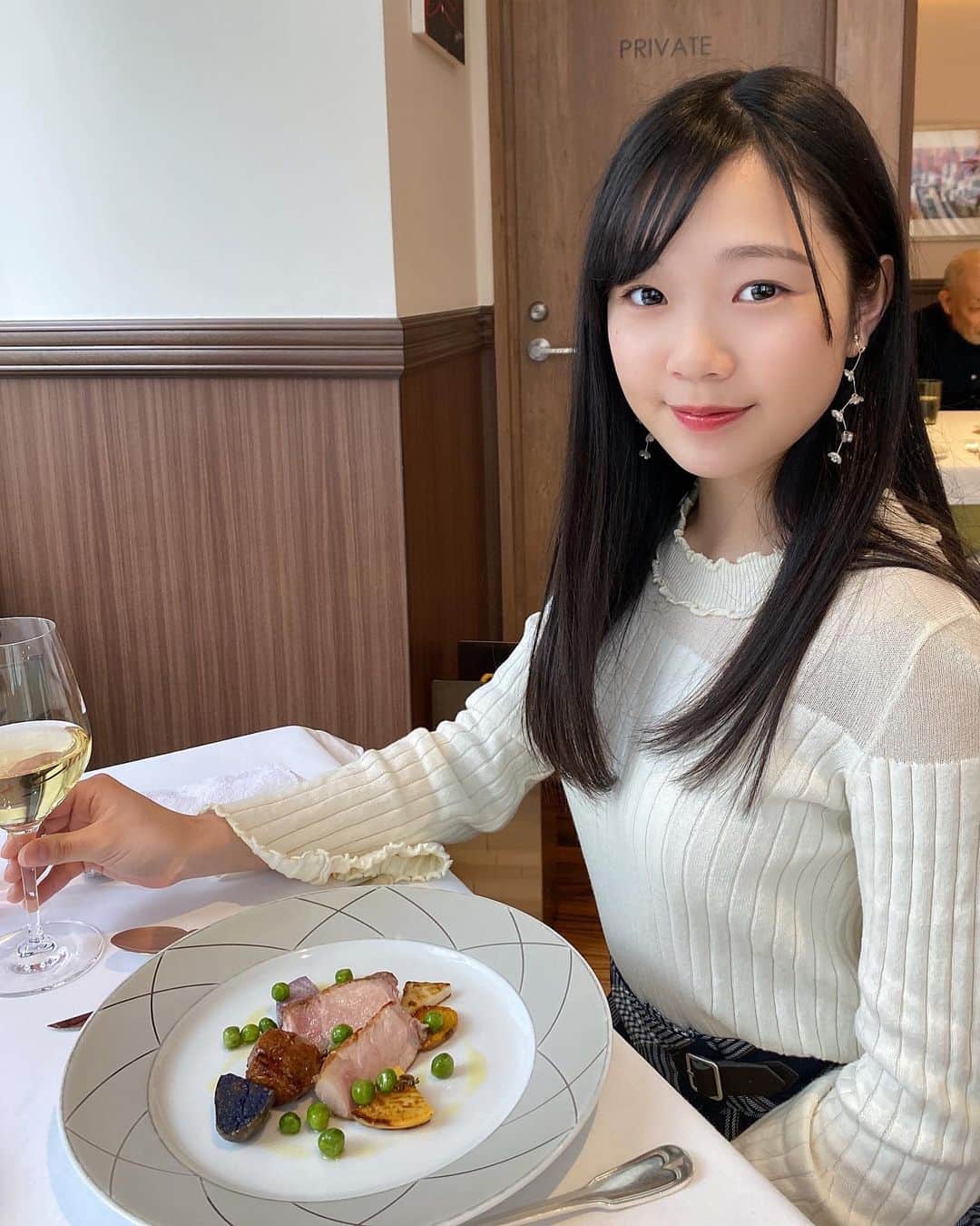 miyuのインスタグラム：「美味しいお料理🥂」