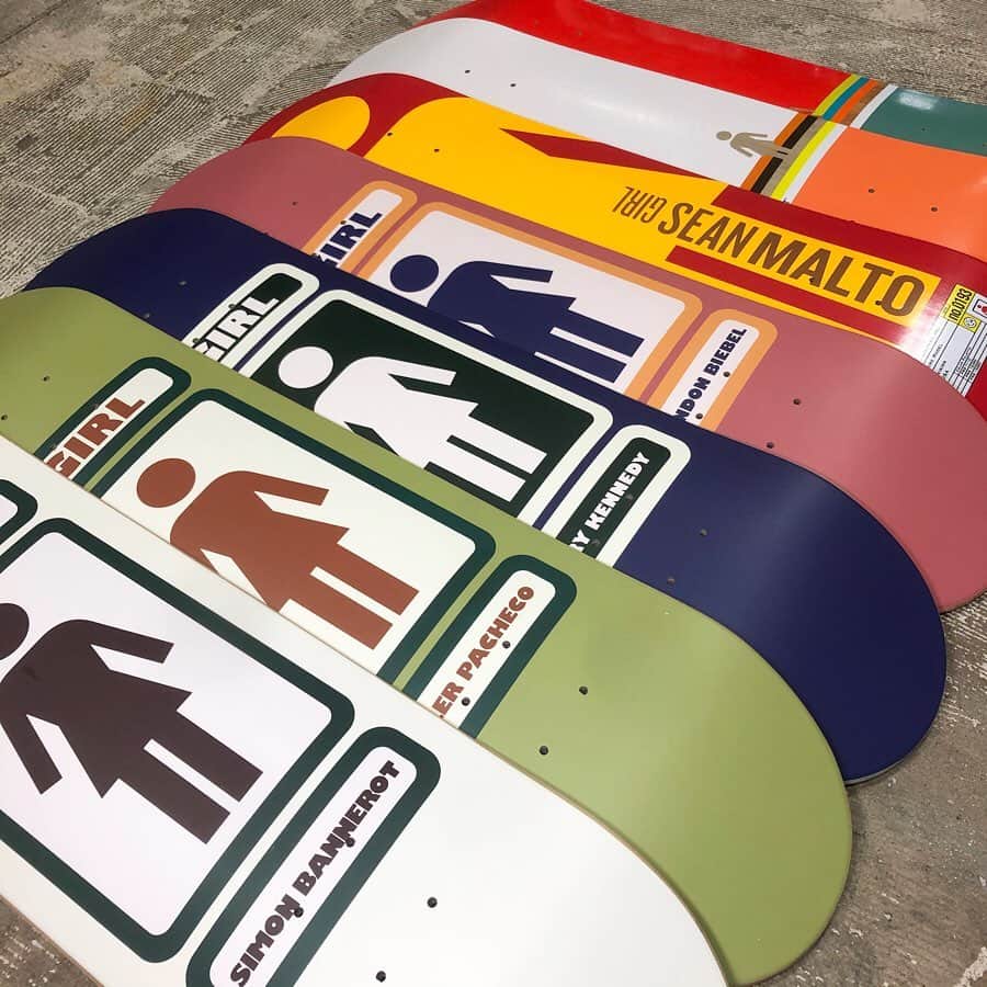スケートボードのカリフォルニアストリートのインスタグラム