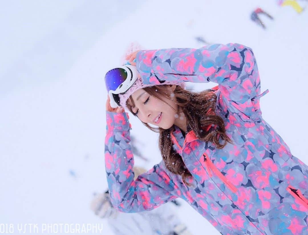 葵井えりかさんのインスタグラム写真 - (葵井えりかInstagram)「☃️東京雪記念☃️ 最近スノボ行けてないなぁ❄️ また可愛いウェア着たいです。 #葵井えりか #スノボ女子 #portrait#snow#雪 #雪撮#girl#ınstagood」3月29日 13時00分 - aoi.erika0205