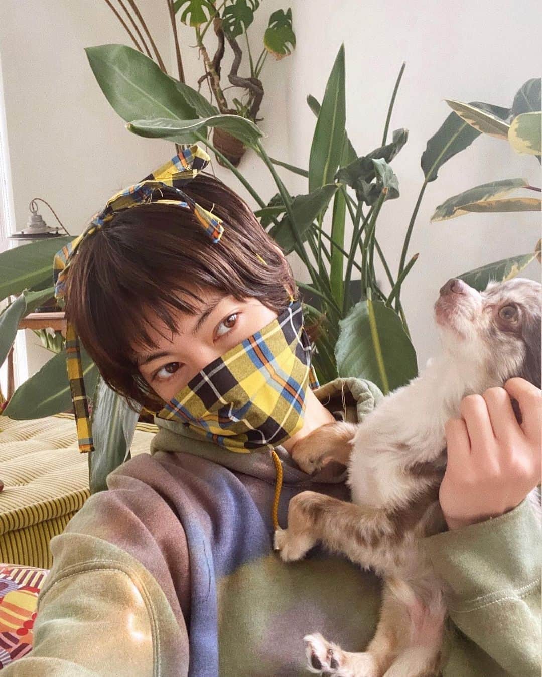 森星さんのインスタグラム写真 - (森星Instagram)「Stay in with loved ones🧸🌱」3月29日 14時14分 - hikari