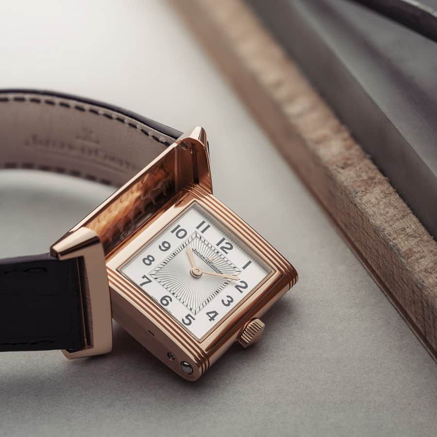 DFS & T Galleriaさんのインスタグラム写真 - (DFS & T GalleriaInstagram)「Celebrate time with a personalized engraving on your Jaeger-LeCoultre Reverso - transforming it from a fine watch to a reminder of a meaningful story, because some stories deserve to be captured forever. What is yours?  #TGalleria #ShopDutyFree」3月29日 15時02分 - dfsofficial
