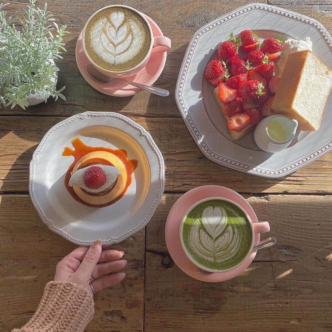 岡元優香のグルメインスタ