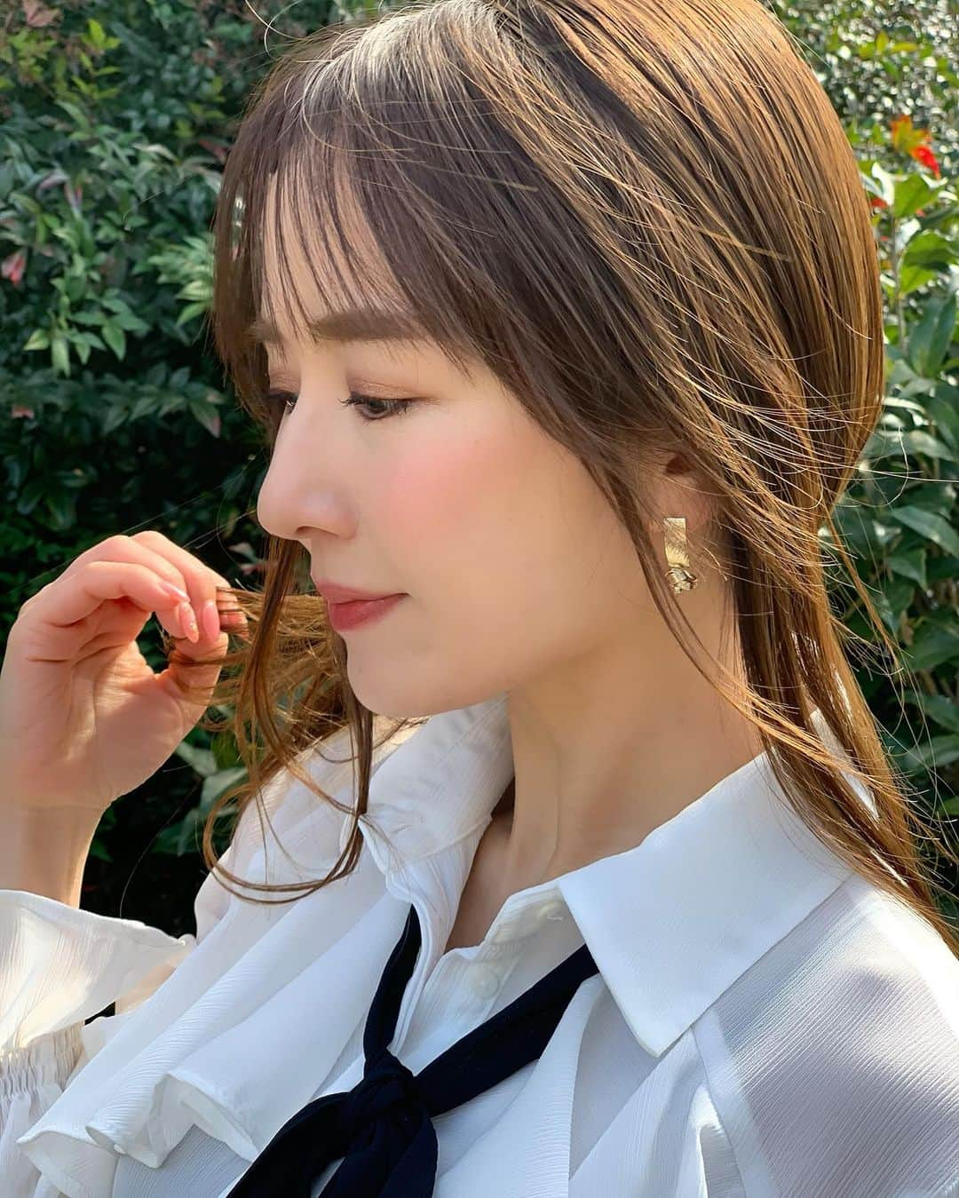 山川恵里佳さんのインスタグラム写真 - (山川恵里佳Instagram)「: : 花粉の時期とか疲れが溜まってる時は肌が敏感になってるからピアスはチタン✨ : かゆくならないからストレスなく付けられるよ😊 : : @duecielo0809  #チタンピアス #ピアス #ゴールドアクセ #ootd  #todaysspecial  #stayhome  #オチなし🤗」3月29日 19時28分 - erika_3_official