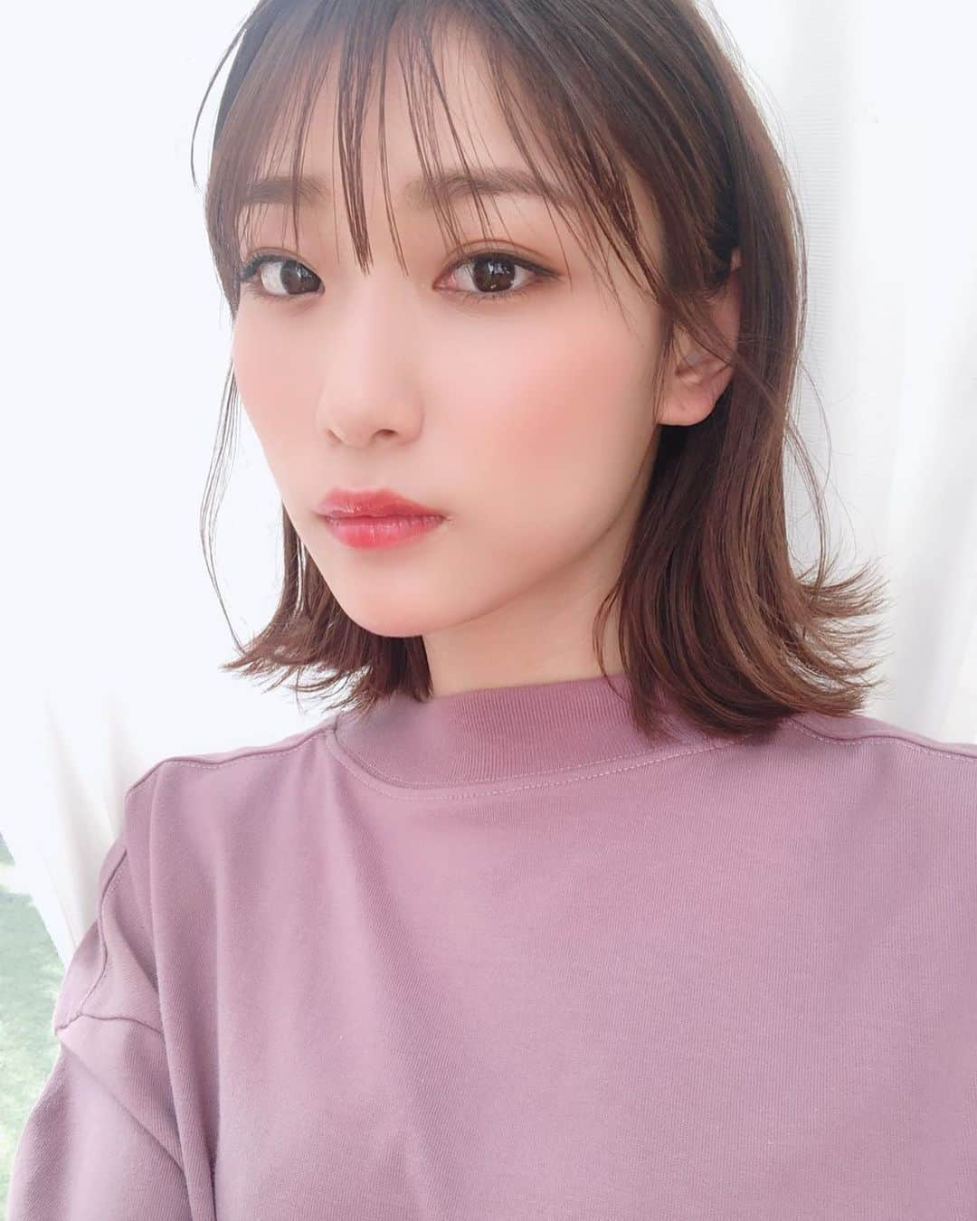 ViVi girlさんのインスタグラム写真 - (ViVi girlInstagram)「ViVigirlの内藤沙季です😳 私が最近買ったピンクのアイテムはトレーナーです！ 普段、黒が多い私はピンクのアイテムは少し手が出しづらかったんだけど、トレーナーならカジュアルに着れるから普段も着れるかも！と思い、買いました😊春らしい陽気になってきたので、このトレーナーを着てお出かけするのが楽しみです🥰 #ViVigirl #ViVigirl_official #ViVigirlspick #ViVigirlspick_ピンク」3月29日 20時18分 - vivigirl_official