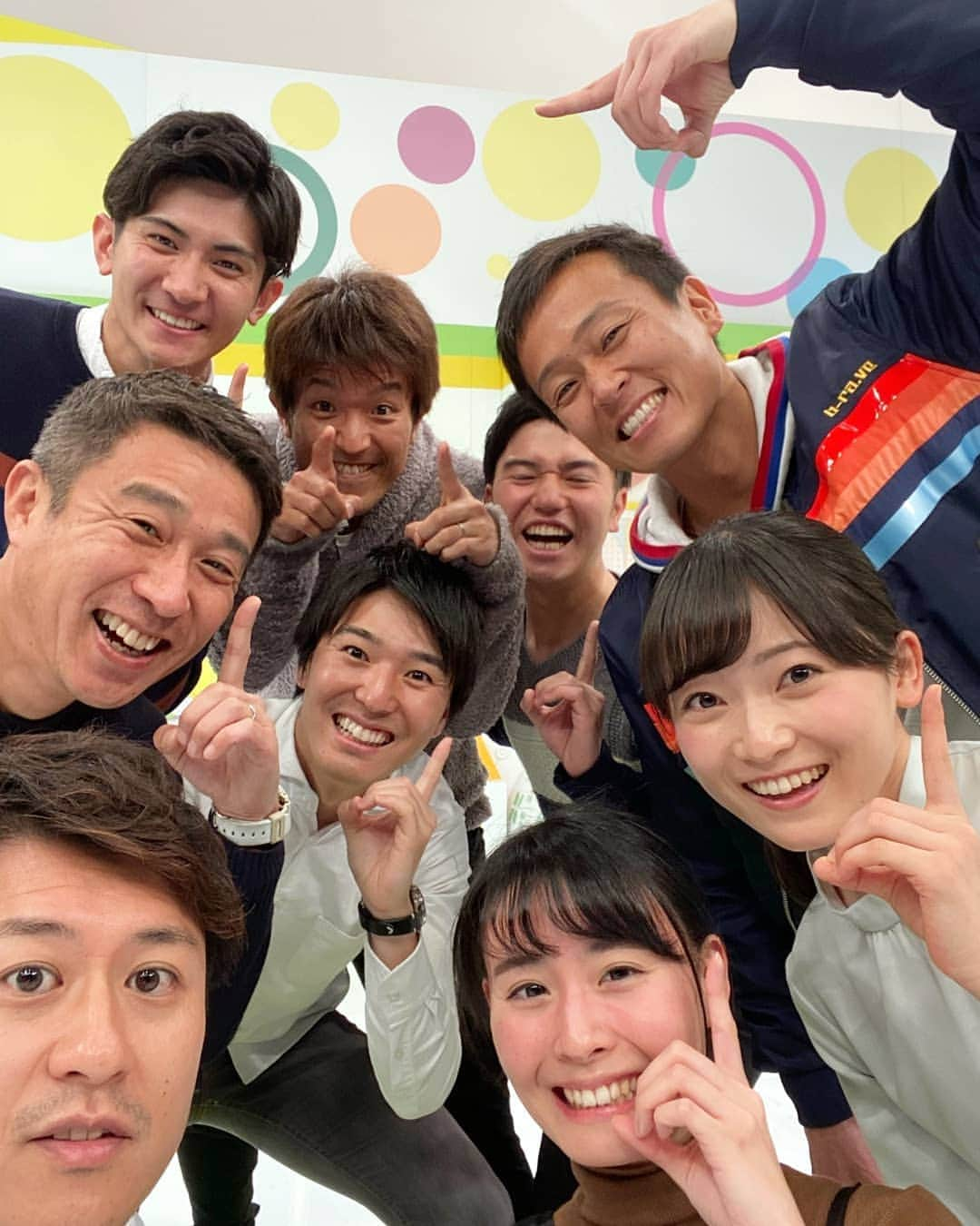 島貫凌さんのインスタグラム写真 - (島貫凌Instagram)「明日からドデスカ！スポーツ担当です！ きょうはリハーサルでした。今からそわそわしています。 ・ 先日、上坂さんから「緊張すると思うけど、少しでも楽しんで！」とアドバイスをいただきました。初のレギュラー、初回の放送、東海地方の皆さんに楽しんでお伝えできますように！！よろしくお願いします！ ・ #ドデスカ #メーテレ #アナウンサー #島貫凌」3月29日 21時23分 - ryo_shimanuki_nbn_