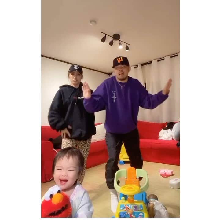 SONNYのインスタグラム：「staying home,1 TIK TOK a day.  自宅待機、一日1TIKTOK  #ugoodchallenge 🎧 @bdash_2」