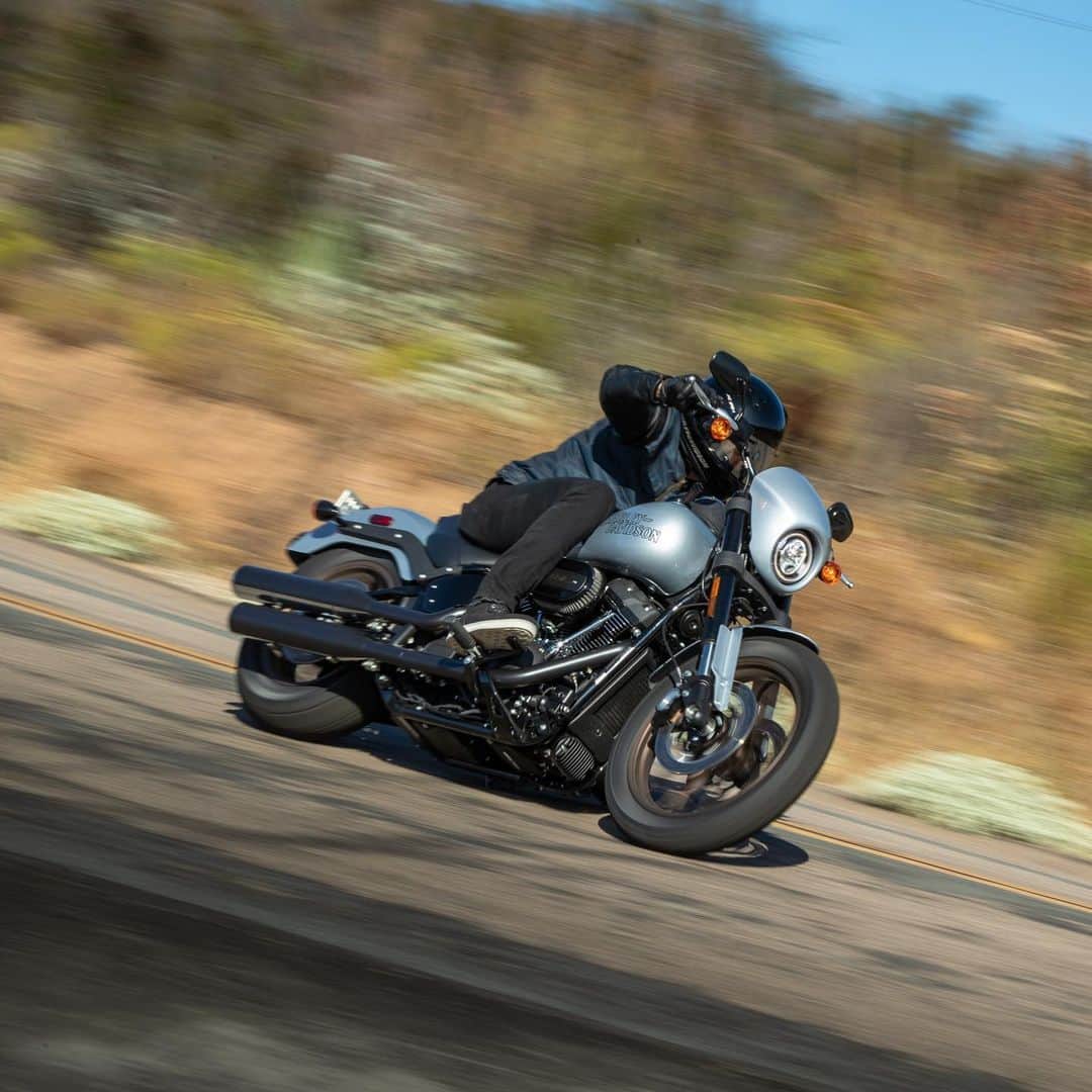 Harley-Davidson Japanさんのインスタグラム写真 - (Harley-Davidson JapanInstagram)「解放せよ。#ハーレー #harley #ハーレーダビッドソン #harleydavidson #バイク #bike #オートバイ #motorcycle #ローライダーS #lowriders #fxlrs #ソフテイル #softail #ミルウォーキーエイト #milwaukeeeight #ライド #ride #解放 #release #パフォーマンス #performance #2020 #自由 #freedom」3月29日 22時02分 - harleydavidsonjapan