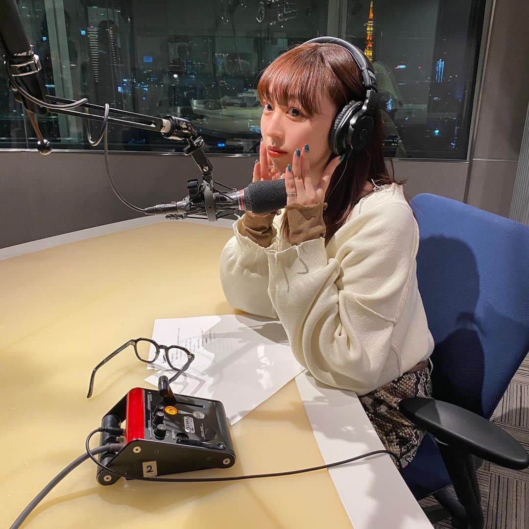 竹内ほのかさんのインスタグラム写真 - (竹内ほのかInstagram)「4月4日スタートのZIP-FM新番組 「CULTURE RADIO via TOKYO」の ナビゲーターをやらせていただくことになりました！  東京J-WAVEのスタジオから ZIPエリアめがけて生放送の番組です！ ずっとやりたかったラジオdj聴いて頂けたら嬉しいです💁‍♂️💕 頑張ります！ ≪番組詳細≫ ・ZIP-FM 「CULTURE RADIO via TOKYO」 ・毎週土曜　19:00〜 ⚠️東海エリア以外のエリアの方は radiko アプリのプレミアム会員で聴けます！  #CRVT778 #zipfm」3月29日 22時21分 - pochandaa