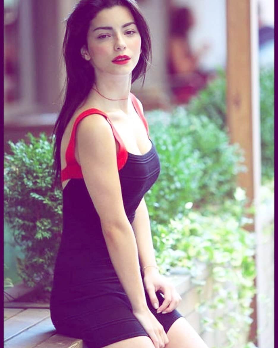 Merve Boluğurのインスタグラム