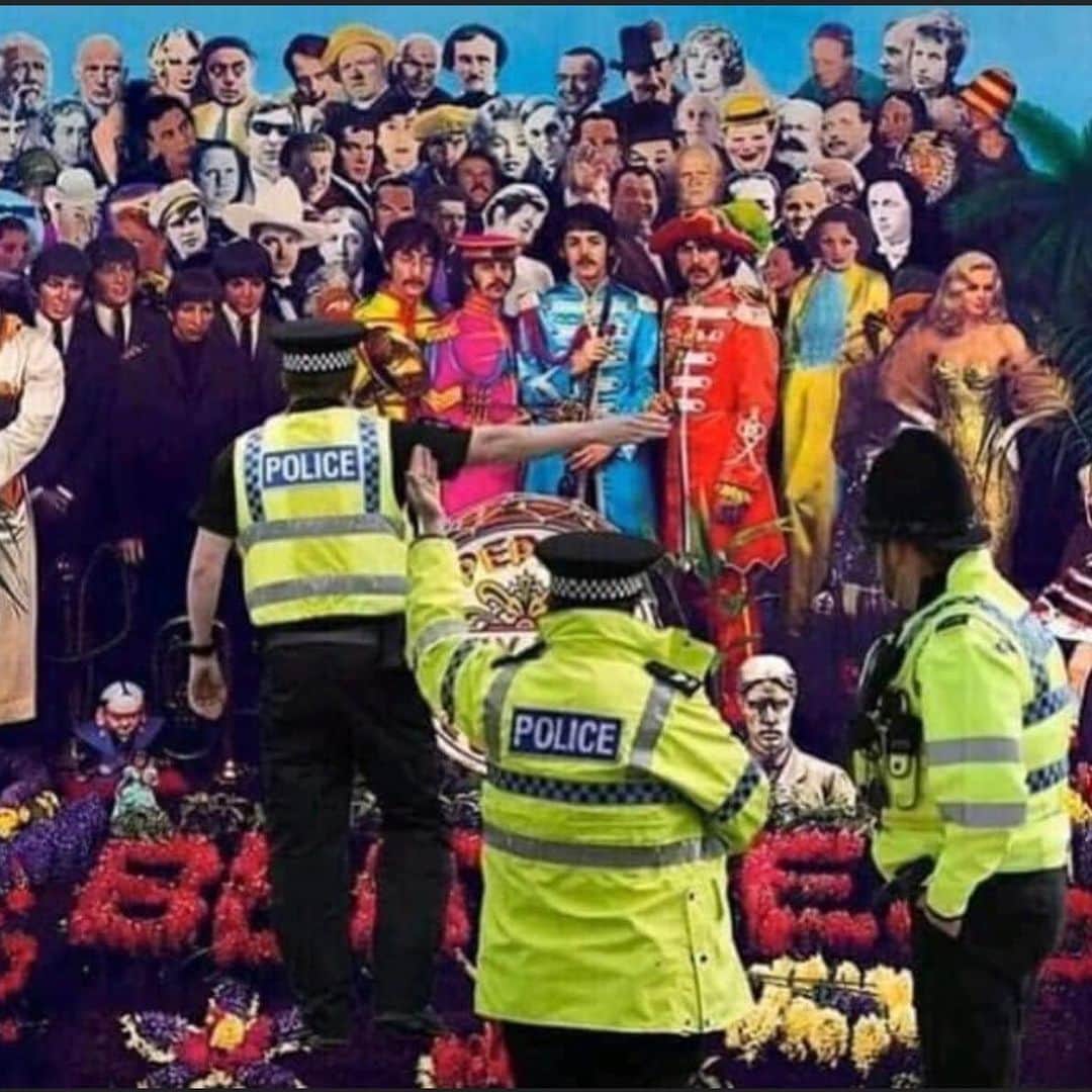 ブライアン・アダムスのインスタグラム：「Sgt. Peppers 2020 #beatlessgtpepper #covid_19 #socialdistancing」