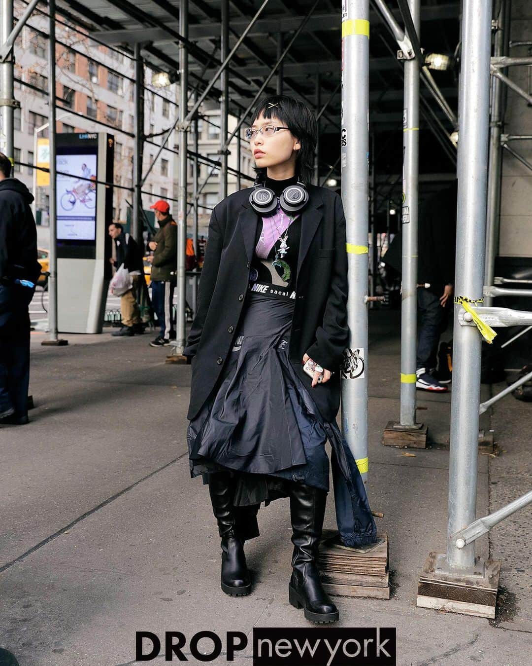 Droptokyoさんのインスタグラム写真 - (DroptokyoInstagram)「NEW YORK STREET STYLES #🇺🇸 @drop_newyork  #streetstyle#droptokyo#tokyo#japan#streetscene#ny#streetfashion#streetwear#streetculture#ootd#fashion#newyork#manhattan#soho#ニューヨーク#ファッション Photography: @dai.yamashiro」3月30日 12時09分 - drop_tokyo