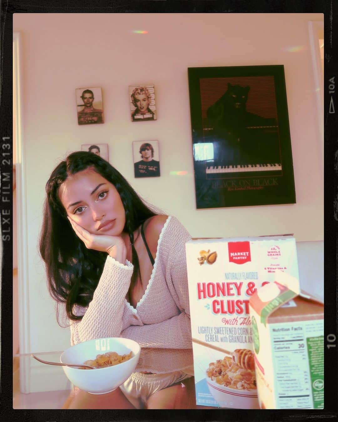 シンディ・キンバリーさんのインスタグラム写真 - (シンディ・キンバリーInstagram)「my 3rd breakfast of the day  @revolve」3月30日 4時13分 - wolfiecindy