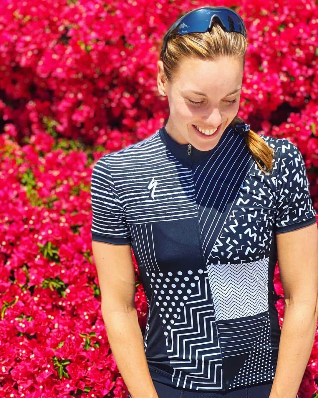 フェムケ・ヘームスケルクのインスタグラム：「🌺❤️🌺❤️🌺❤️🌺 . . . #RanchoMirage #BikeRide #StayFit 📸 : @guido_frackers」