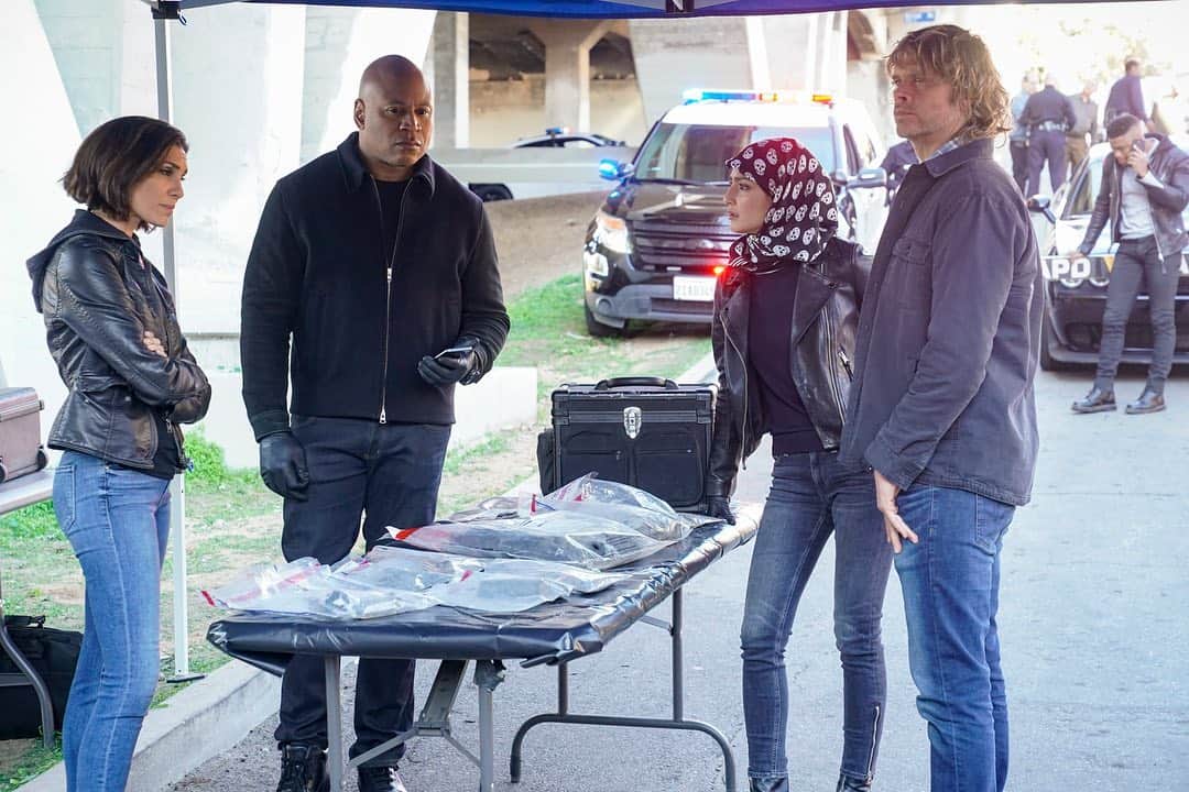 NCIS:LA 〜極秘潜入捜査班さんのインスタグラム写真 - (NCIS:LA 〜極秘潜入捜査班Instagram)「#NCISLA Fam, drop a 💥 in the comments if you’re watching a new episode with us!」3月30日 8時38分 - ncisla