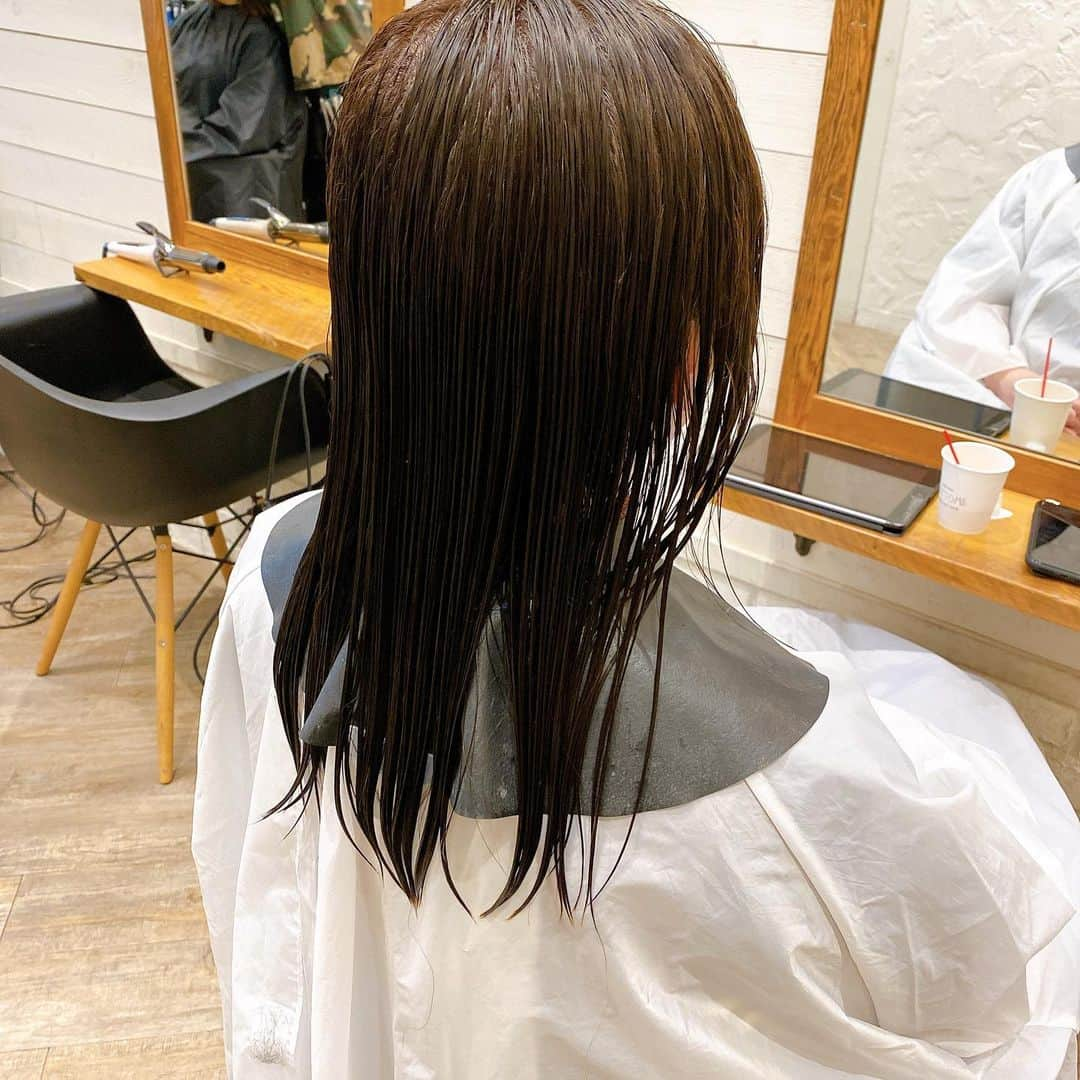 金子真由美さんのインスタグラム写真 - (金子真由美Instagram)「* short hair🧡 * →before * #ヘアカット #ショートヘア #ショートボブ #ボブ #ショート #ショートカット #ばっさりカット」3月30日 9時35分 - kanekomayumi12