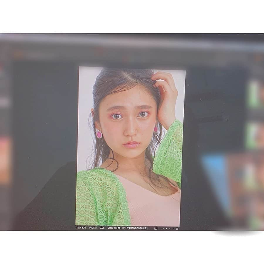 鈴木くるみさんのインスタグラム写真 - (鈴木くるみInstagram)「#girlstrend  さんの撮影をさせていただいた時のです！！！ 約半年前。。。 時間が経つのは早いですね〜💓💞 #メイク #オシャレ #可愛い ？ #おとなかわいい ？」3月30日 10時32分 - kurumi_akb48