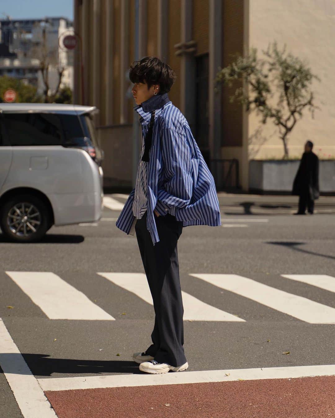 Ryoさんのインスタグラム写真 - (RyoInstagram)「ㅤㅤㅤㅤㅤㅤㅤㅤㅤㅤㅤㅤㅤ 毎シーズン、ストライプシャツ買ってる気がする笑 ㅤㅤㅤㅤㅤㅤㅤㅤㅤㅤㅤㅤㅤ #sacai #sacaiman #ion #ryotakashima」3月30日 21時45分 - ryo__takashima