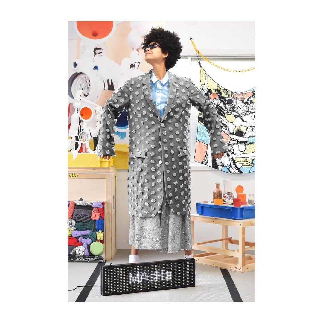 ジュリアン デイヴィッドのインスタグラム