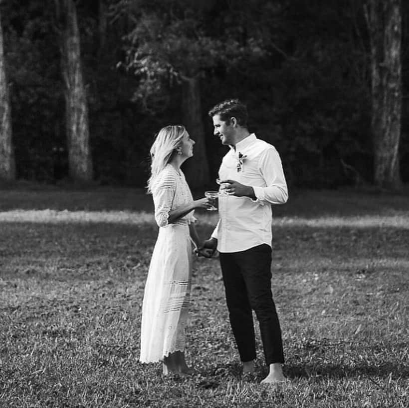 Flight Facilitiesのインスタグラム：「Congratulations on the beautiful wedding of these two @sophiekirov and @frsrwlkr . Our production manager and front of house person, most of all our friends. Their love sparked on a tour and they thought they were being secretive at the time. A match made in tour heaven. We couldn’t be happier for them! ❤️🥳#5personrule #zoomwedding #facebooklive」
