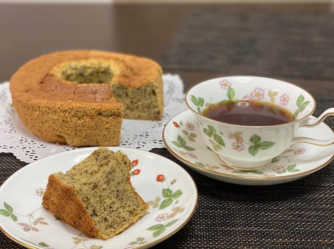 永尾まりやさんのインスタグラム写真 - (永尾まりやInstagram)「ホットケーキミックスと絹ごし豆腐で紅茶のシフォンをつくったよ☕️ 作り方はtoplogに載せるね☺︎ #紅茶のシフォンケーキ」3月30日 17時15分 - mariyagi_san