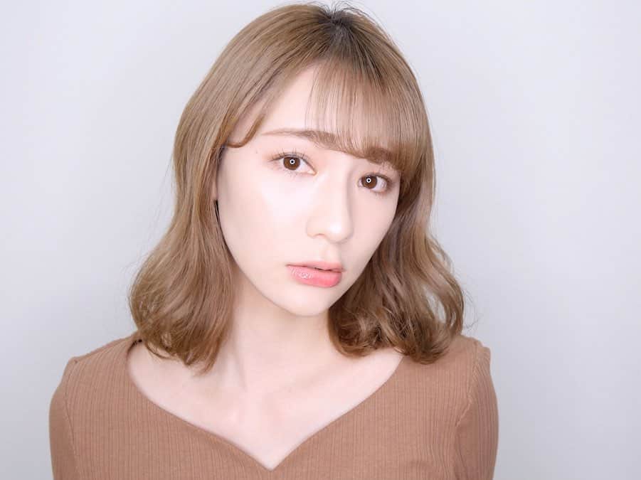 のインスタグラム：「「春のデートメイク」でしていたメイクがいい感じで気に入っています☺️✨✨﻿ ﻿ ﻿ ﻿ ﻿ ﻿ #メイク動画 #メイク配信 #春メイク #デートメイク #透明感メイク #カラーメイク #透明感カラー #透明感 #コスメ記録 #今日のメイク #コスメ #メイク好き #メイク好きさんと繋がりたい #メイク #メイクアップ #大人メイク #デパコス #メイク方法 #メイクレッスン  #春 #春カラー #instabeauty #cosmetics #youtube #me #instagood #instalike #beauty #makeup #followme」