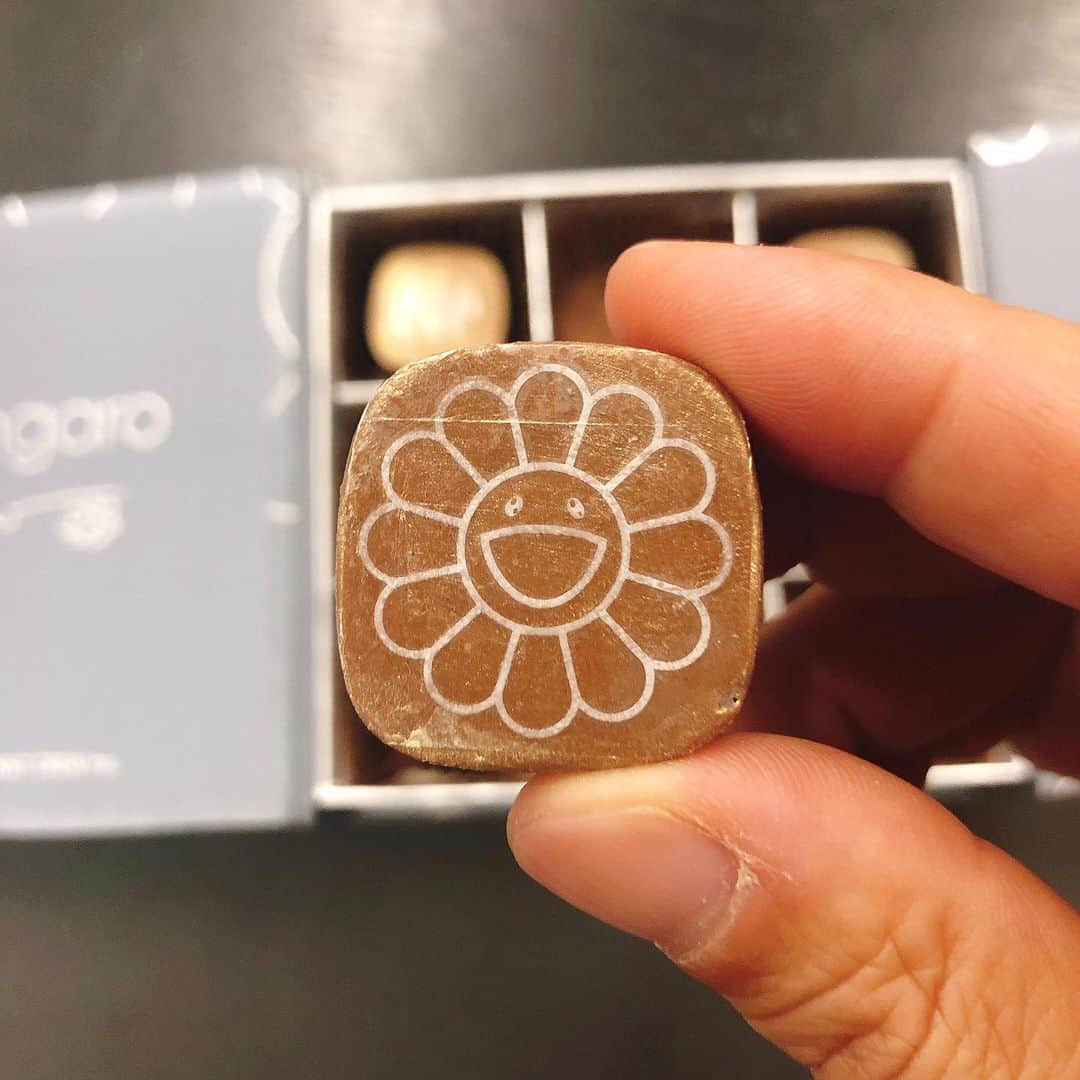 中村貞裕さんのインスタグラム写真 - (中村貞裕Instagram)「#takashimurakami #ete #chocolate」3月30日 18時50分 - transit_nakamura