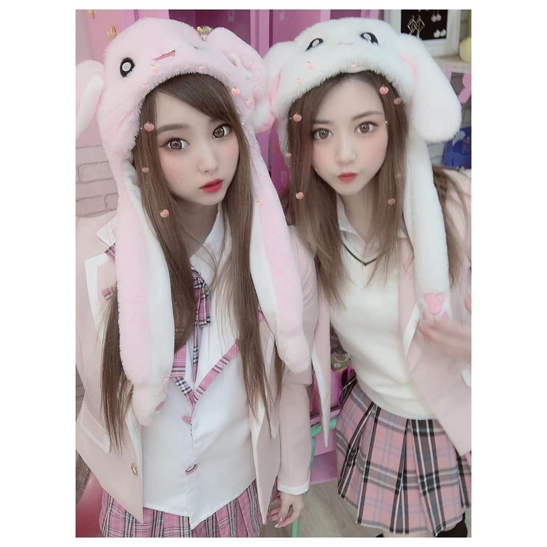 嶋谷愛（あいちゅん）のインスタグラム：「. 🍑 #コリアンタウン #🇰🇷 #最後の #制服 #はーと #🐰 #교복 #교복스타그램 #koreanfashion」