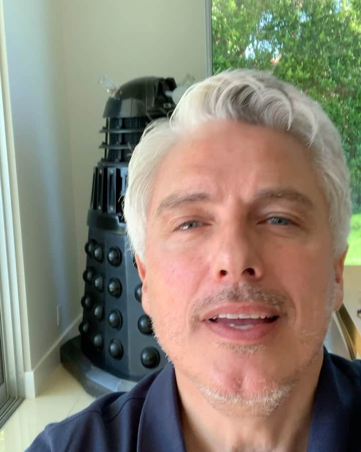 ジョン・バロウマンのインスタグラム