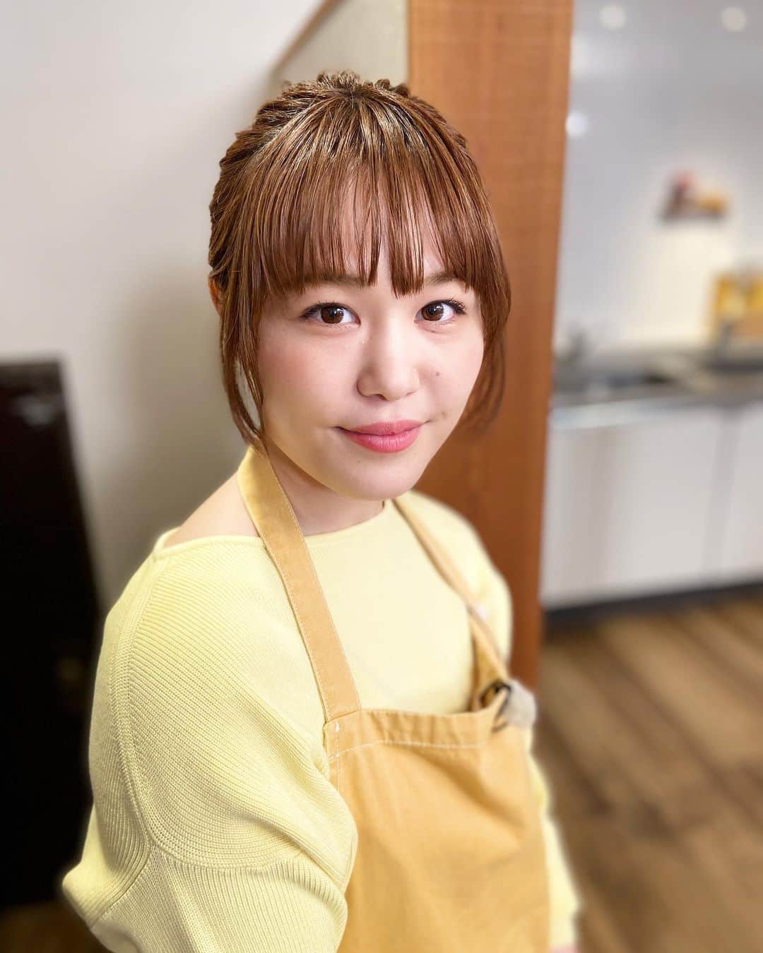 Negiccoのインスタグラム：「O.Aは終わりましたが、﻿ 桃屋のCM﻿ 「Negiccoキムチの素ver」﻿ 「Negicco唐辛子みそver」﻿ で、Nao☆が、栃尾のあぶらげを使って簡単レシピに挑戦しました。﻿ ﻿ ﻿ #Negicco﻿ #Nao☆」
