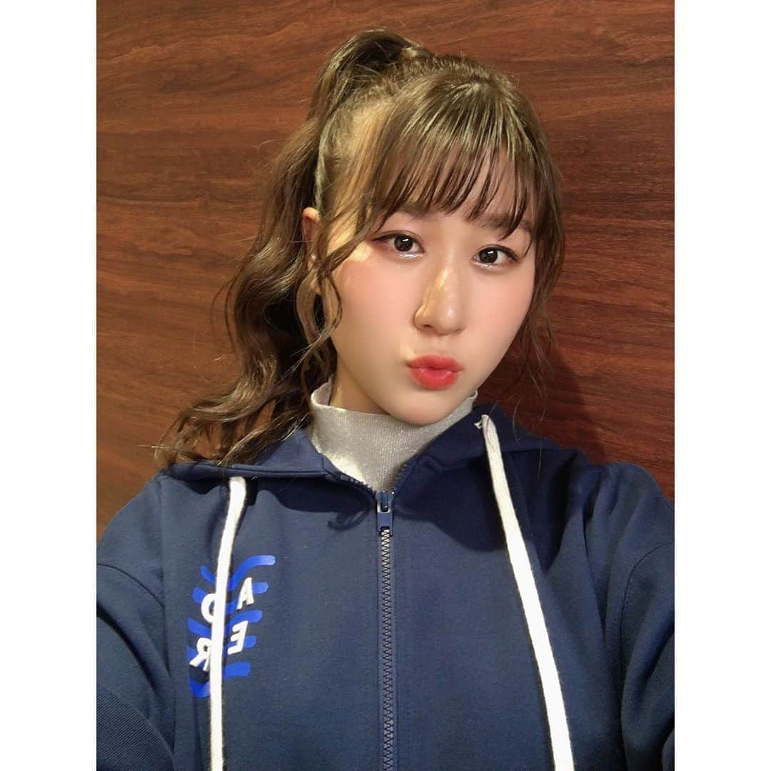 かれん（古賀かれん）さんのインスタグラム写真 - (かれん（古賀かれん）Instagram)「﻿ CDTV ライブ！ライブ！﻿ ﻿ テレビでフルサイズで歌わせて頂けることは﻿ なかなか無いので本当に感謝です﻿ ﻿ アーティストに優しい😭﻿ 今日もありがとうございました〜！﻿ ﻿ ﻿ 可愛いポニーテールにしてもらいました♡﻿ ﻿ ﻿ #CDTVライブライブ」3月30日 23時00分 - lgm_karen_official